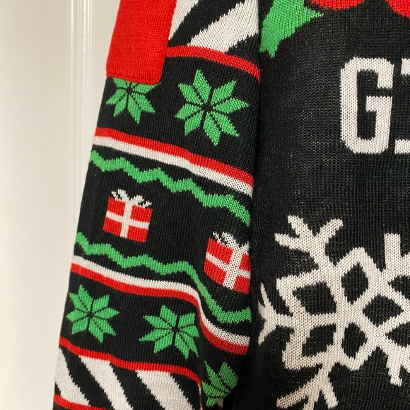 New Tipsyelves Ugly Sweater Size Medium - Picture 6 of 6